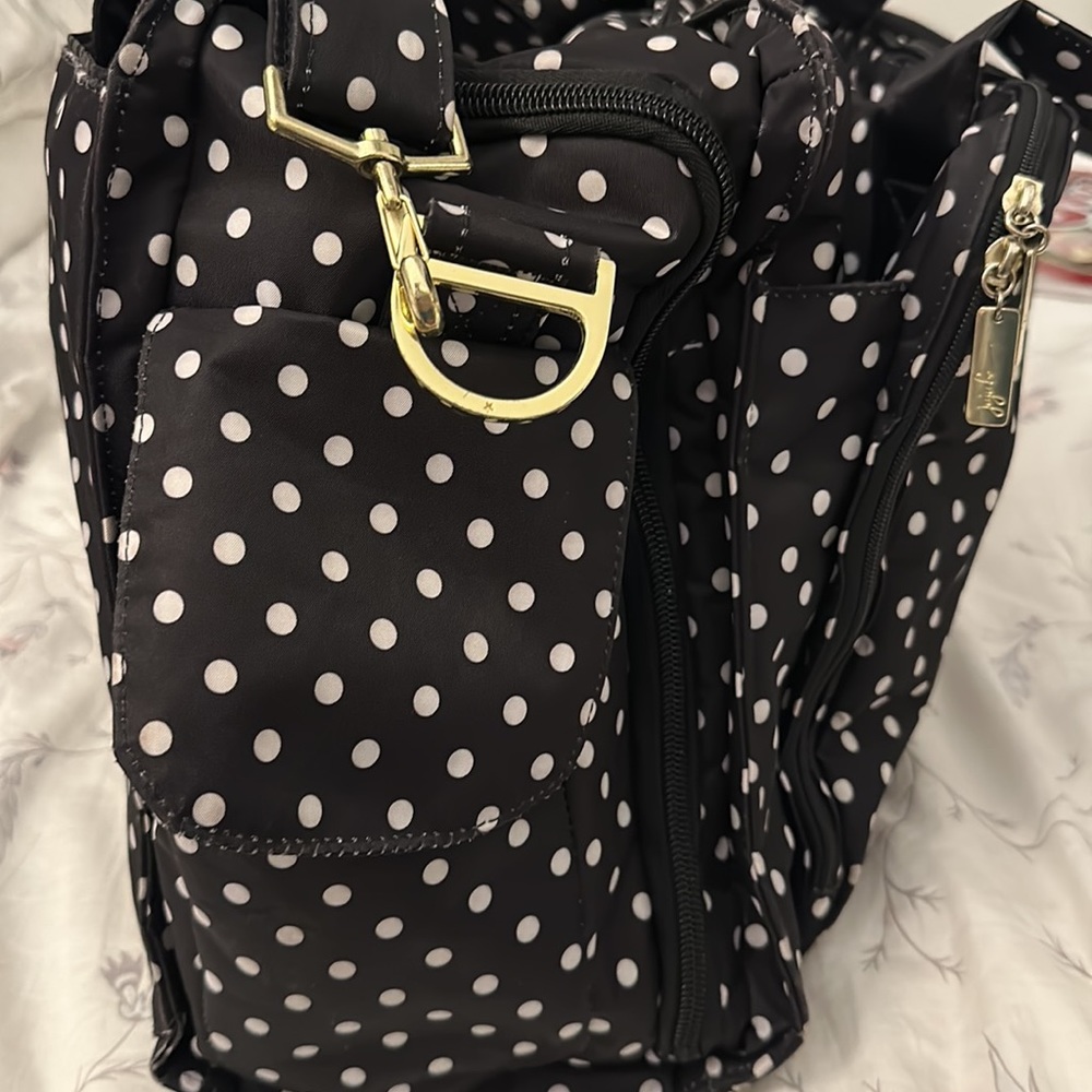 jujube Diaper/weekend bag. - Picture 4 of 9